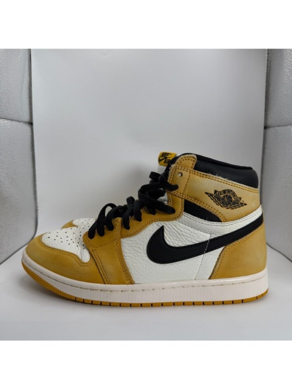 Nike Air Jordan 1 Retro High OG Shoes Mens Size 8 Yellow Black Sail DZ5485-701 - Picture 6 of 13
